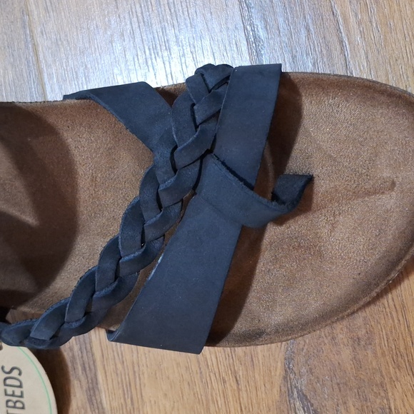 CUTE black sandals! - Picture 5 of 6